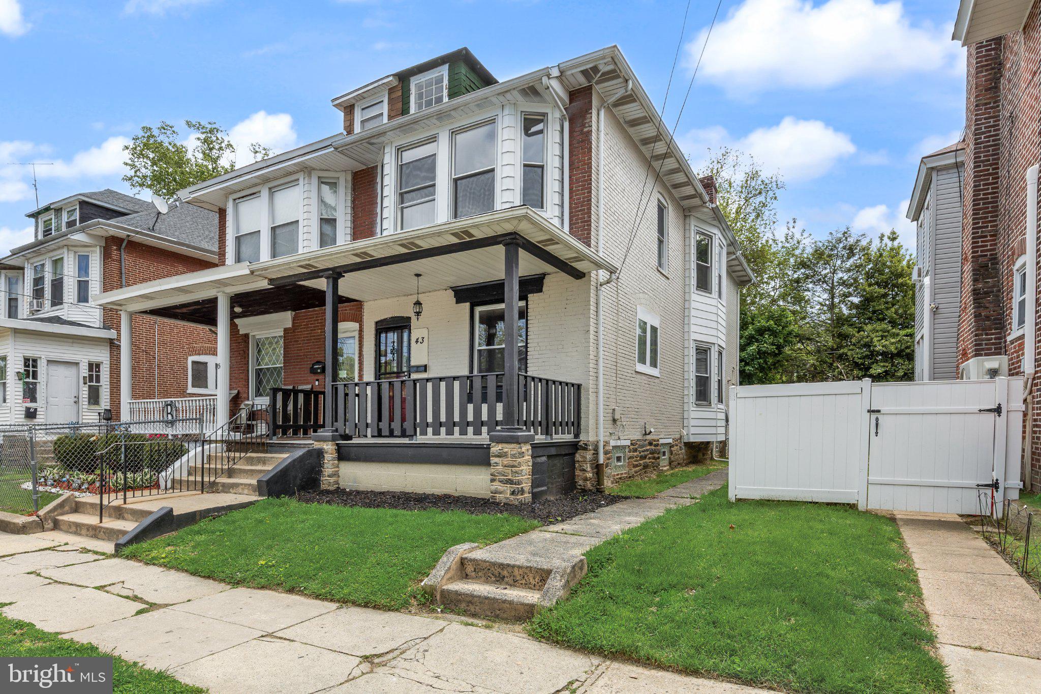 43 East 24th Street Chester, PA 19013 - Photo 3 of 39
