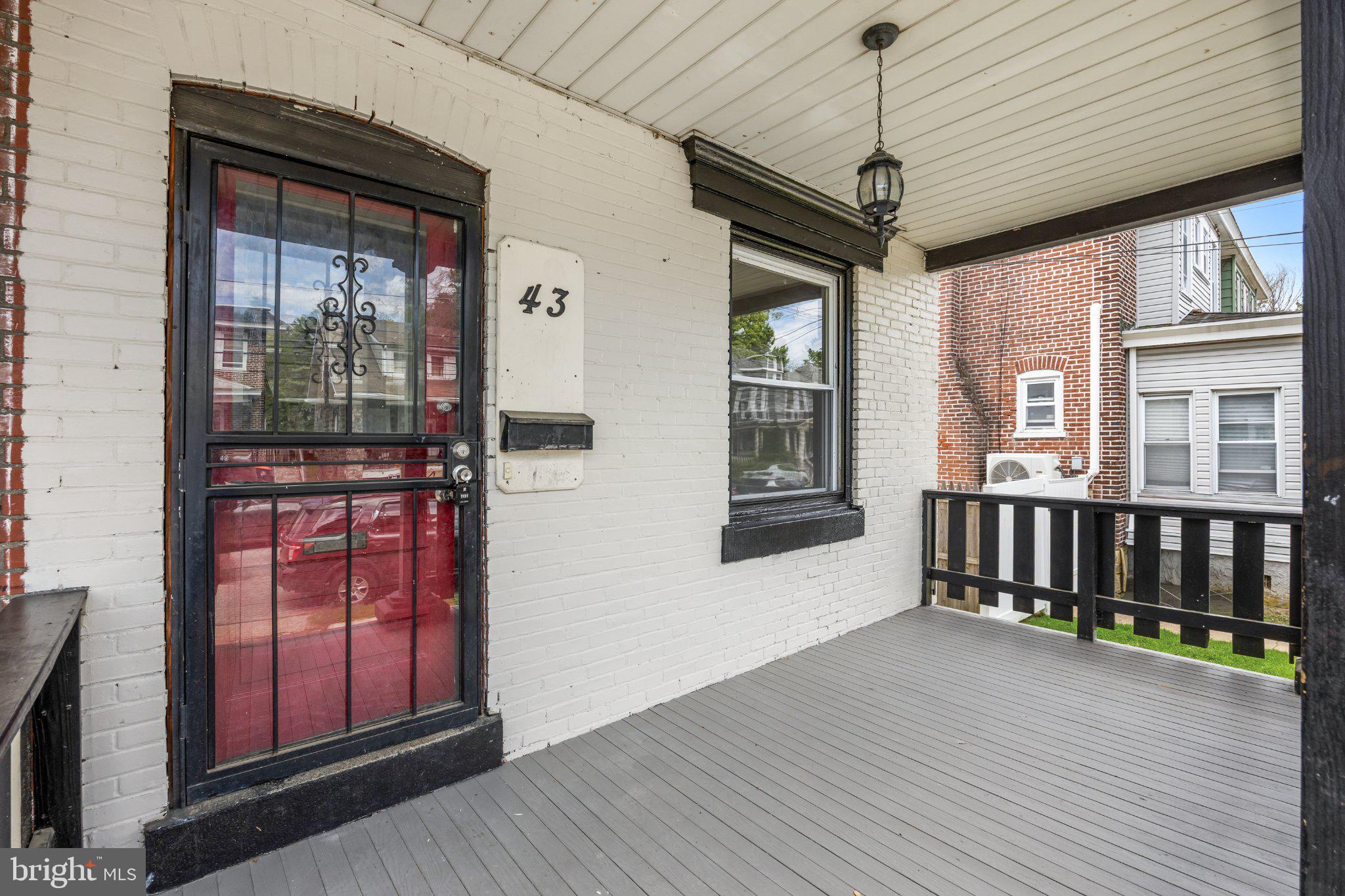 43 East 24th Street Chester, PA 19013 - Photo 4 of 39