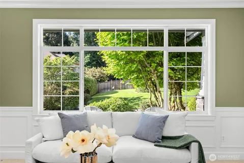 $1,695,000 | 9545 Idel Weiss Lane, Bainbridge Island, WA 98110