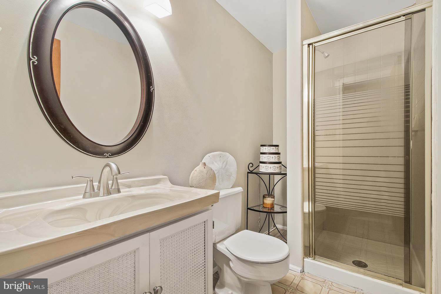 19108 Bloomfield Road Olney, MD 20832 - Photo 21 of 25 Basement Full Bath