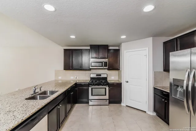 $1,545 | 15143 Cinnamon Teal, San Antonio, TX 78253