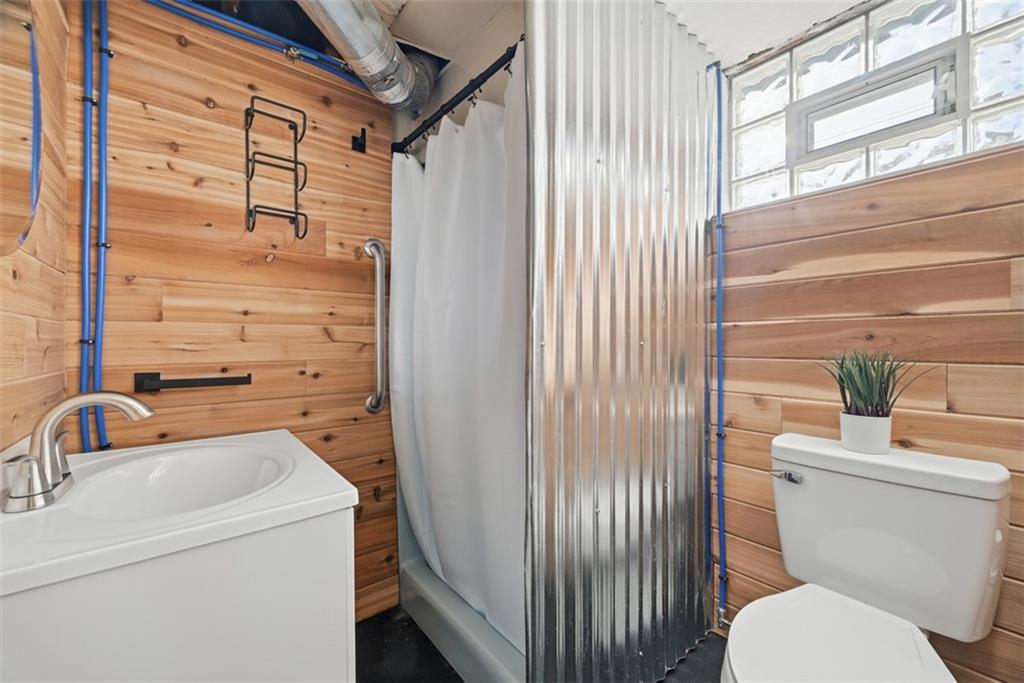 106 Maple Drive Valencia, PA 16059 - Photo 28 of 37