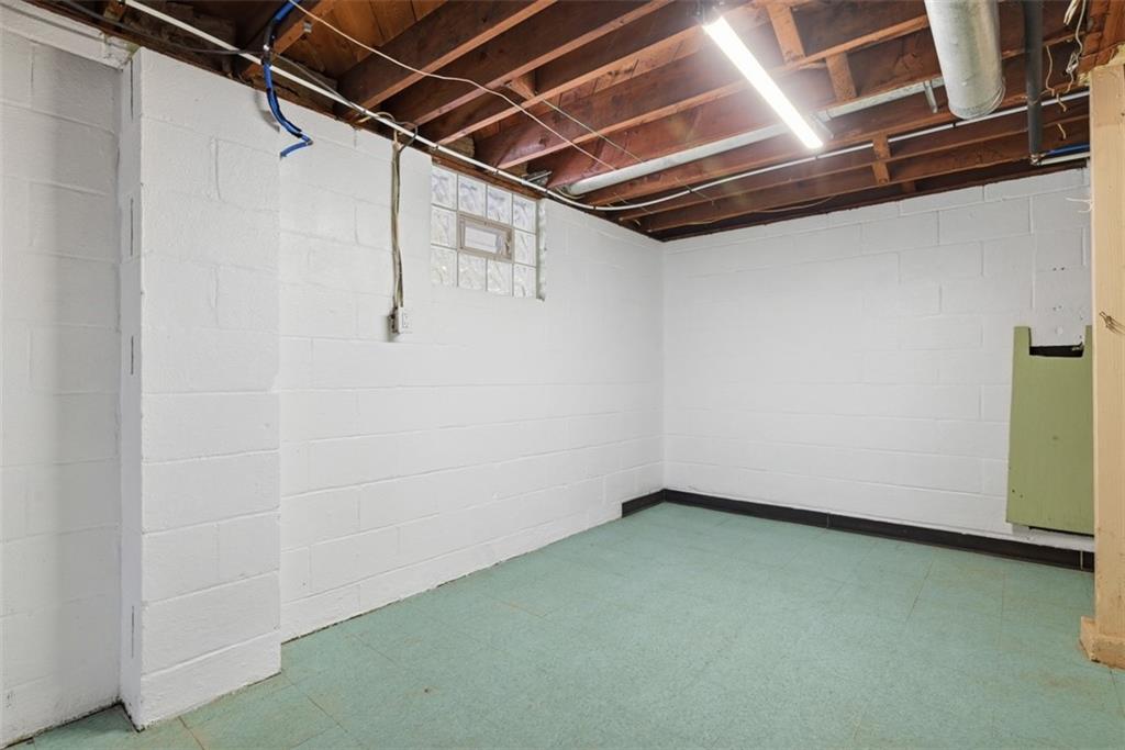 106 Maple Drive Valencia, PA 16059 - Photo 29 of 37