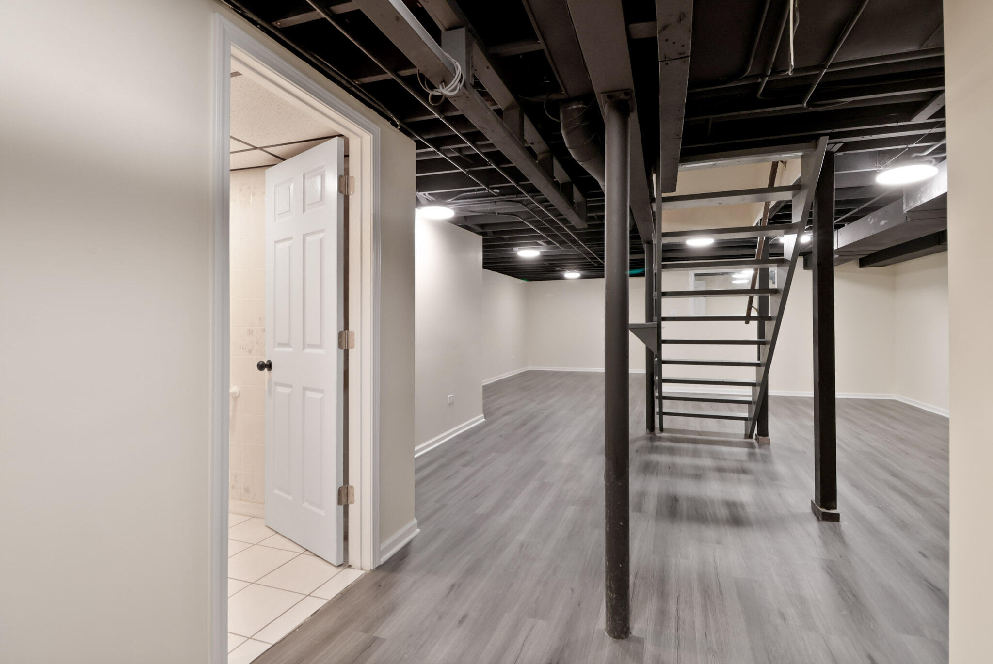 8670 Howard Street St. John, IN 46373 - Photo 26 of 34 a view of hallway with wooden floor