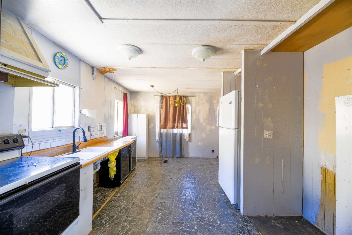 3101 Trower Road Catheys Valley, CA 95306 - Photo 14 of 29 a large bathroom with a double vanity sink and a mirror
