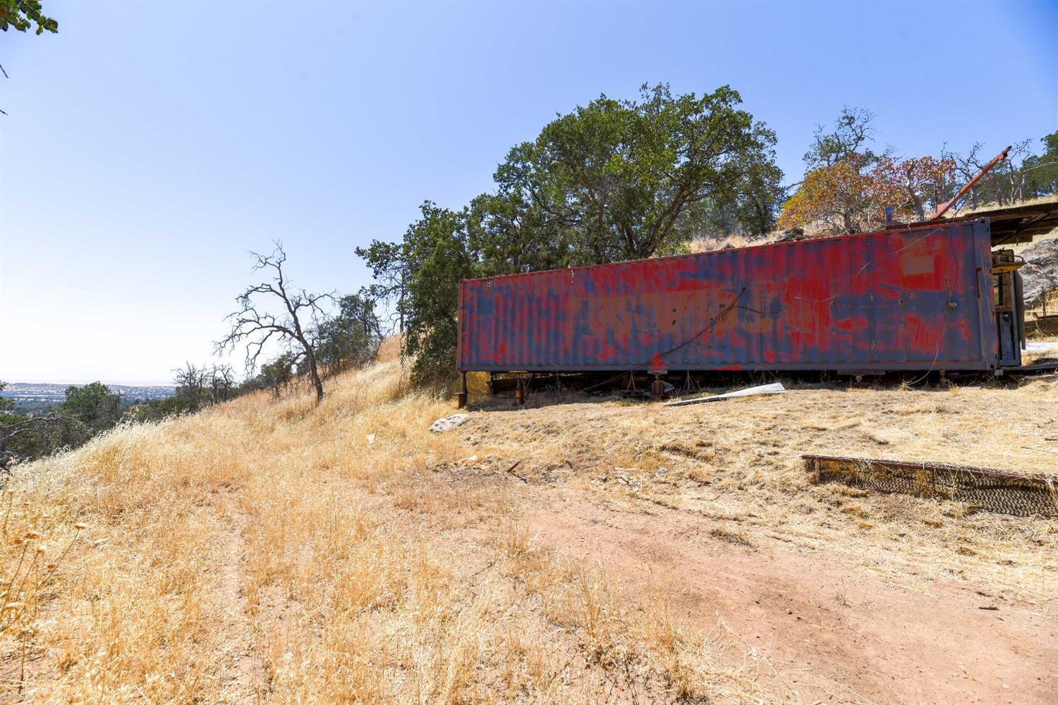 3101 Trower Road Catheys Valley, CA 95306 - Photo 20 of 29 a view of a yard