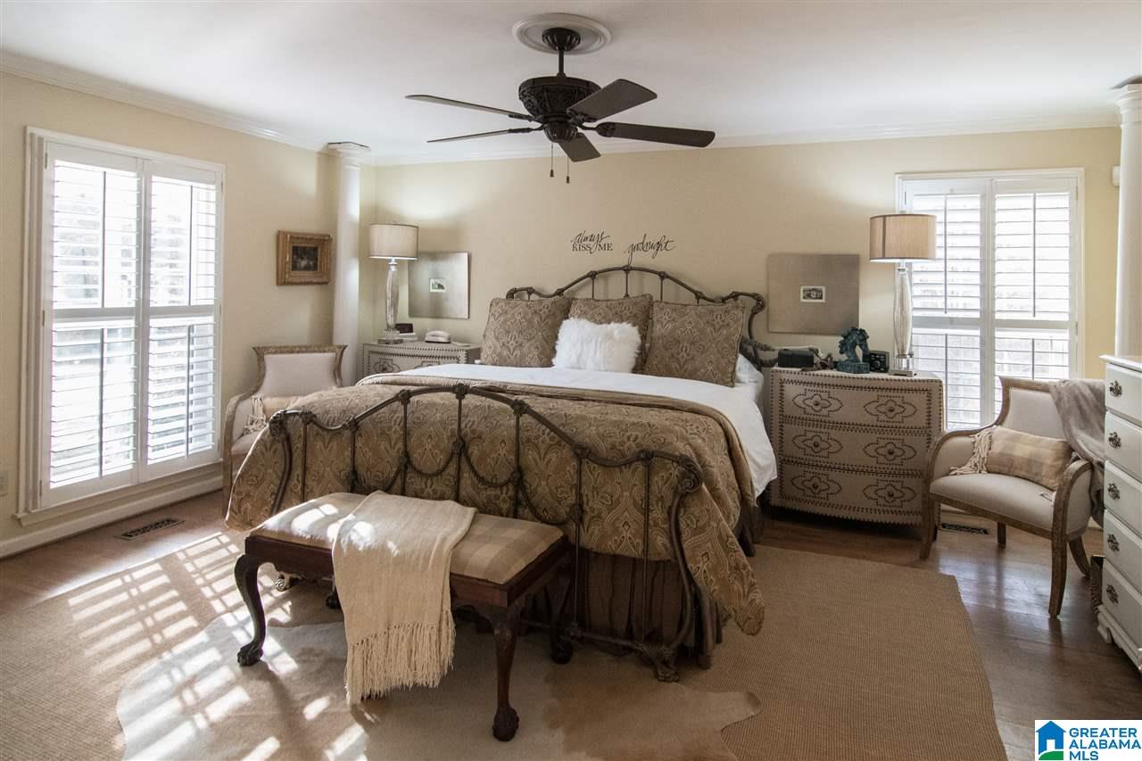 233 Oakmont Road Birmingham, AL 35244 - Photo 18 of 38