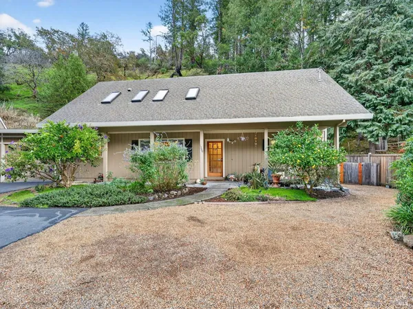 $1,099,000 | 1290 Adobe Canyon Road, Kenwood, CA 95452