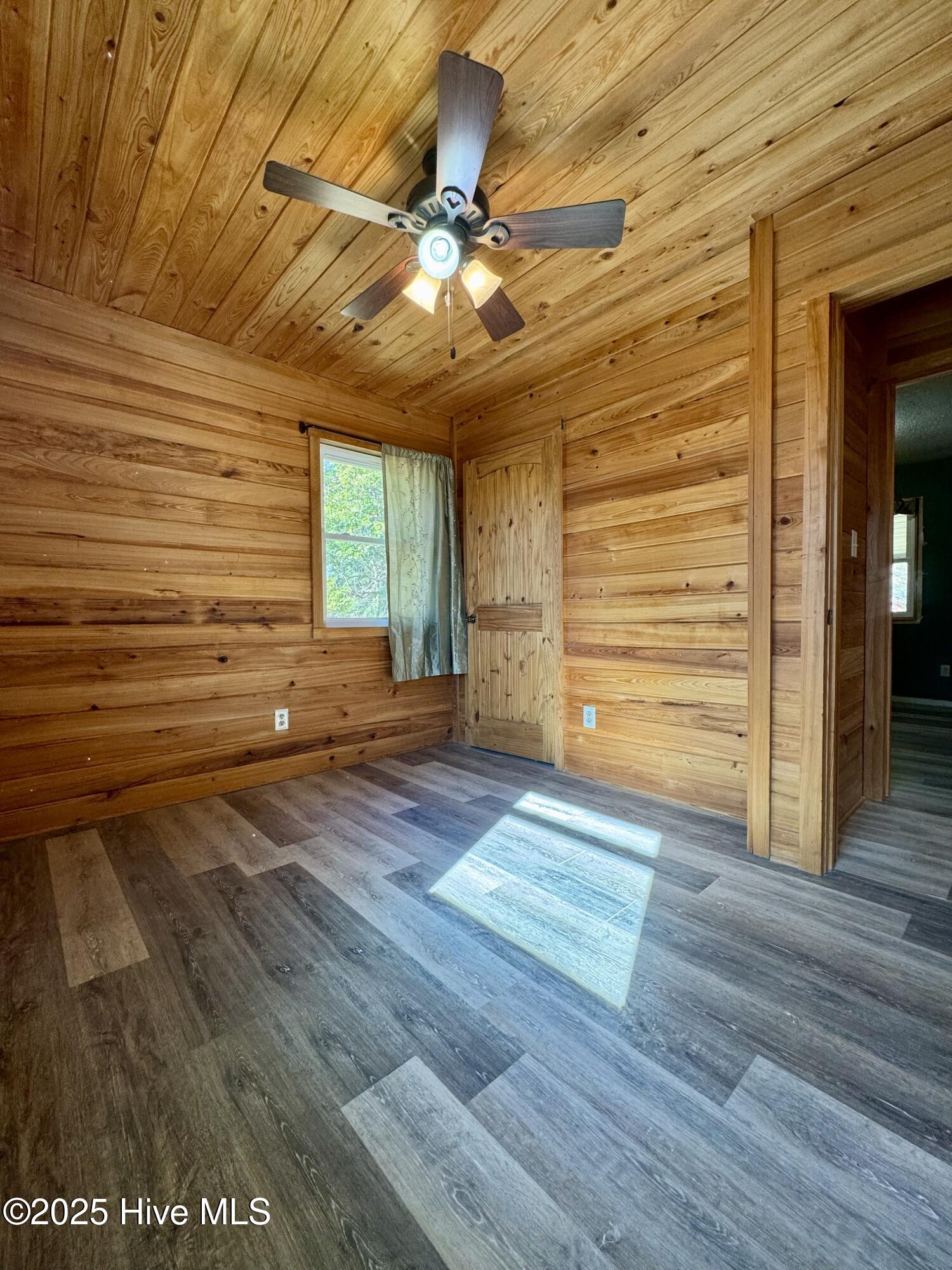 3211 Crooked Run Road Willard, NC 28478 - Photo 14 of 24 Bedroom 2