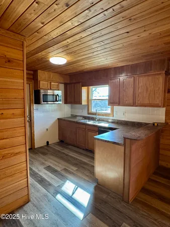 $220,000 | 3211 Crooked Run Road, Willard, NC 28478