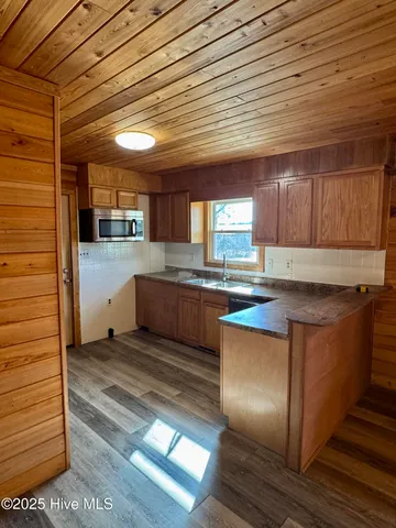 $220,000 | 3211 Crooked Run Road, Willard, NC 28478