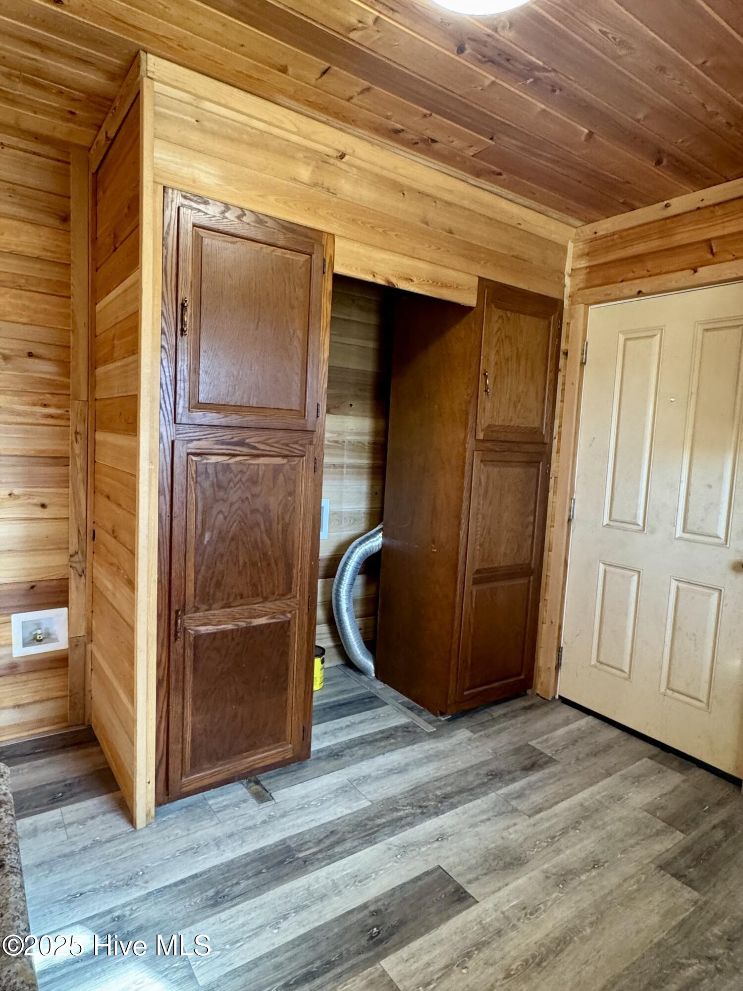 3211 Crooked Run Road Willard, NC 28478 - Photo 23 of 24 Pantry & Washer/dryer hookup