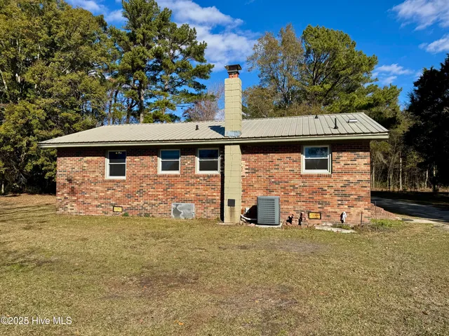 $220,000 | 3211 Crooked Run Road, Willard, NC 28478