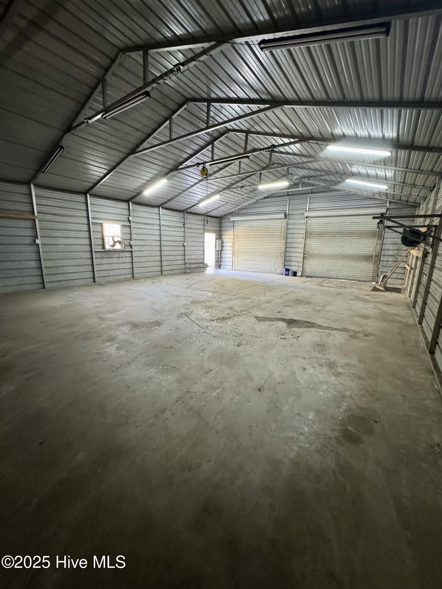 3211 Crooked Run Road Willard, NC 28478 - Photo 10 of 24 Workshop Interior