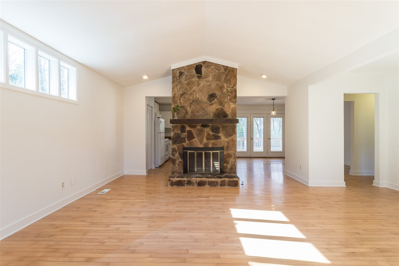 5507 Shadowbrook Drive Raleigh, NC 27612 - Photo 4 of 30 Photo 4