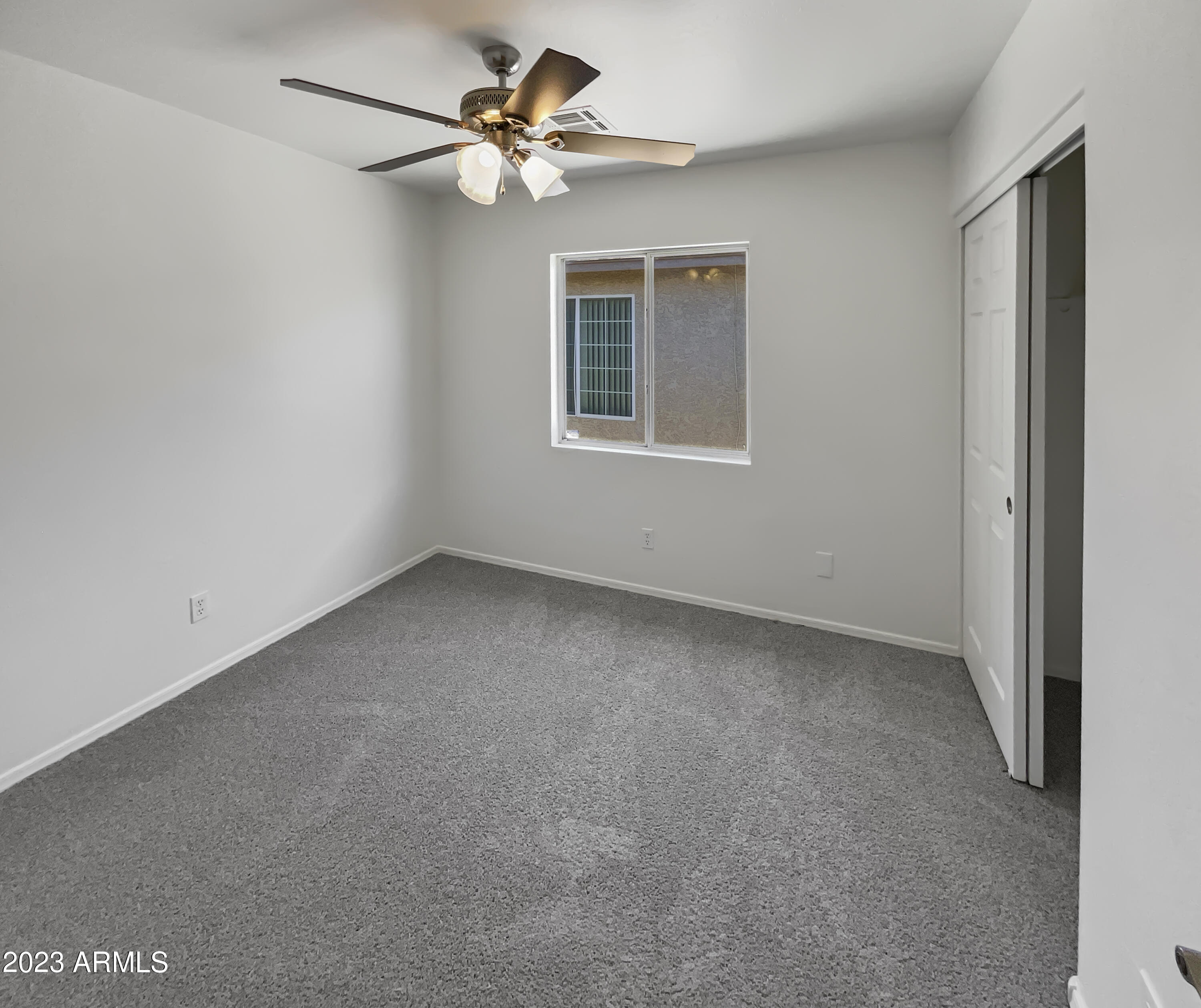 2744 West Grenadine Road Phoenix, AZ 85041 - Photo 16 of 27 listing_13