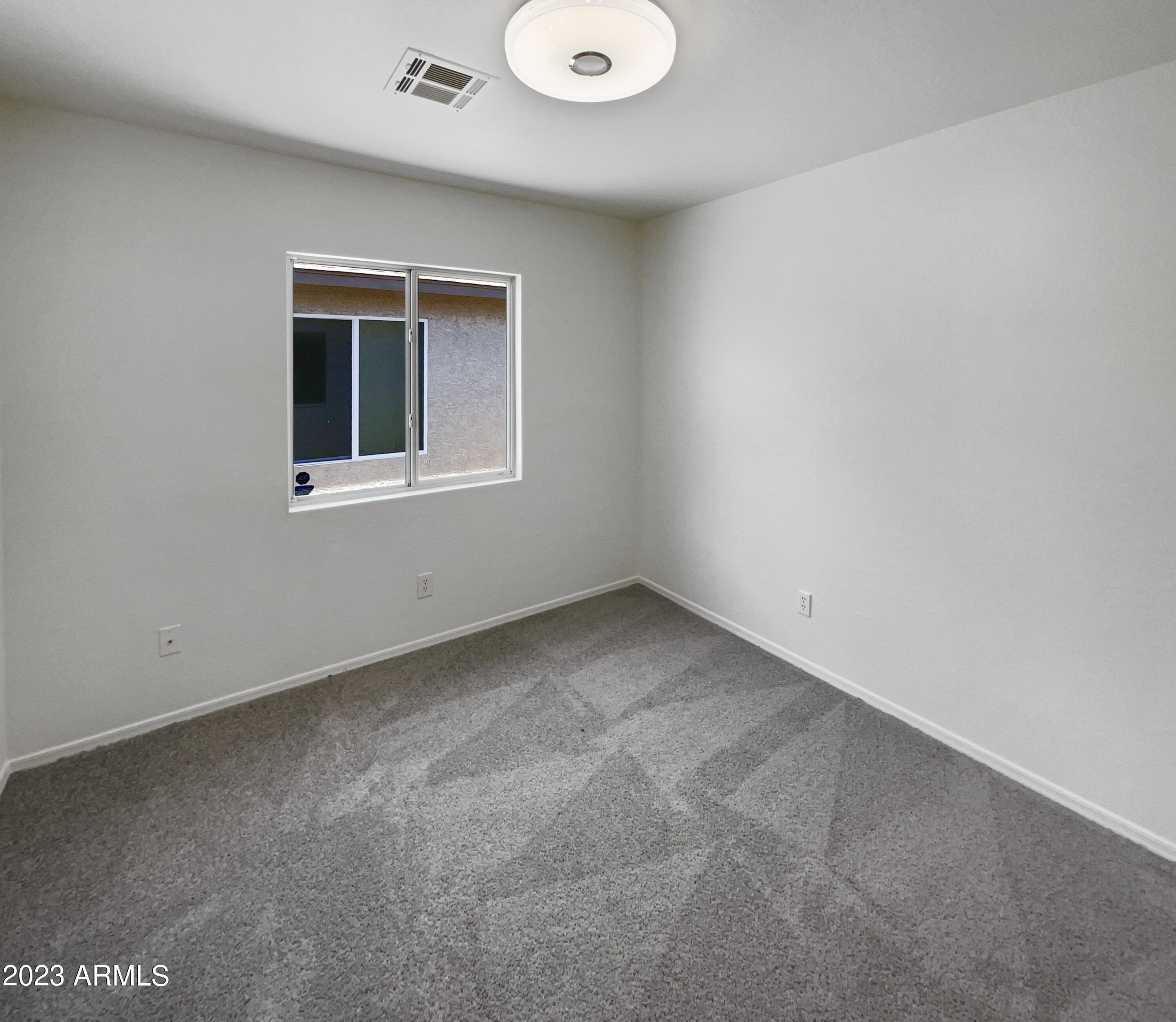 2744 West Grenadine Road Phoenix, AZ 85041 - Photo 18 of 27 listing_15