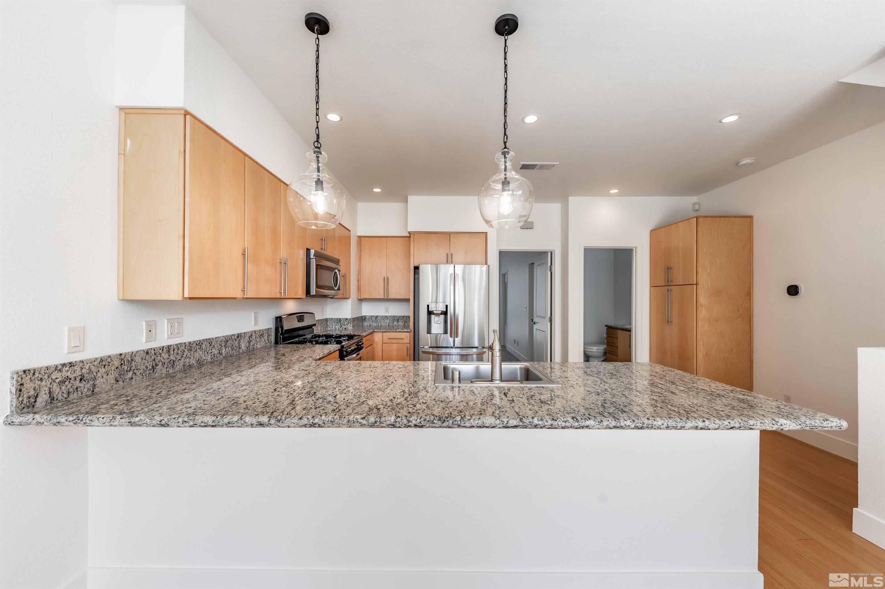 385 Pine Street Reno, NV 89501 - Photo 11 of 39 Photo 11