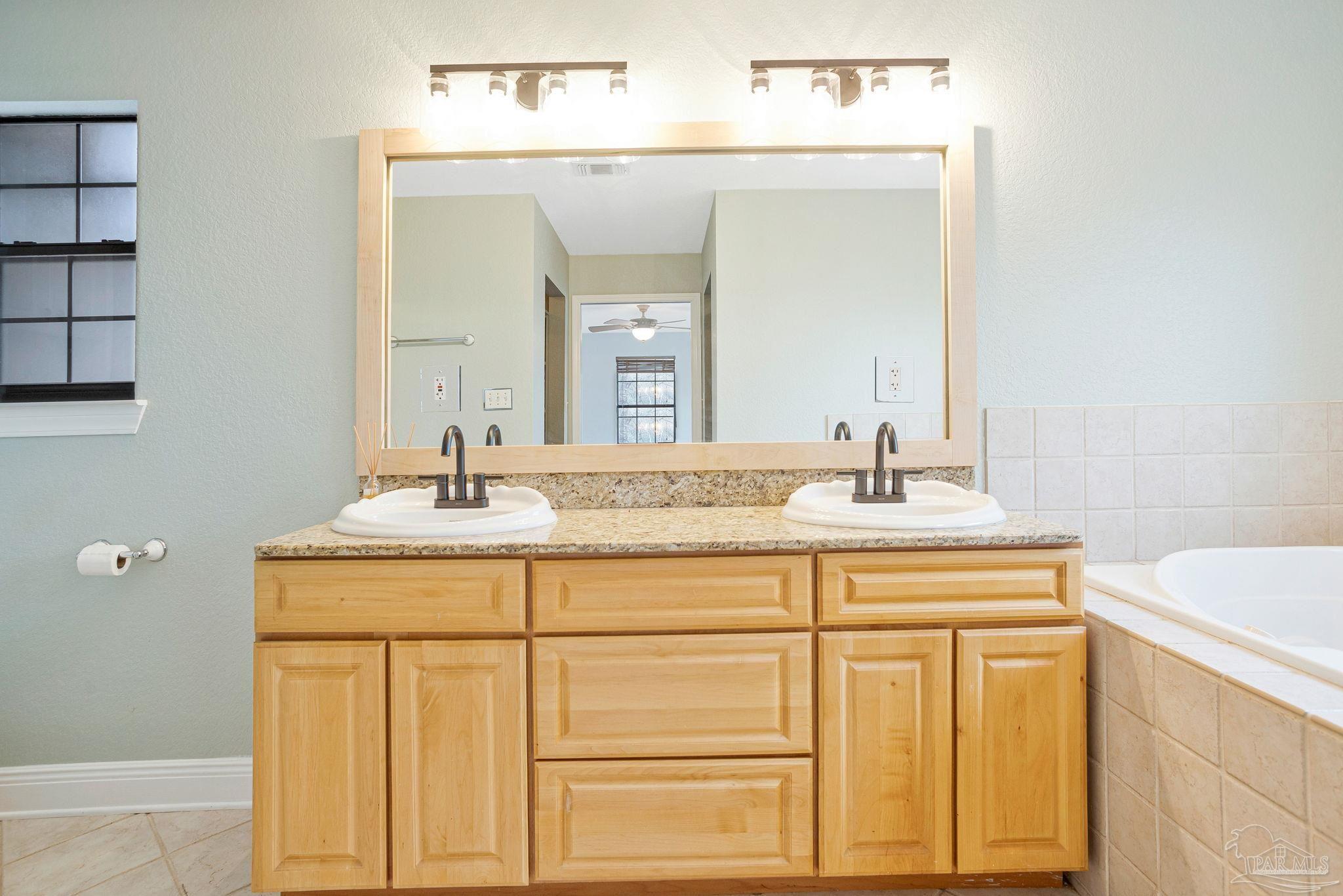 1002 Daffin Road Molino, FL 32577 - Photo 29 of 64