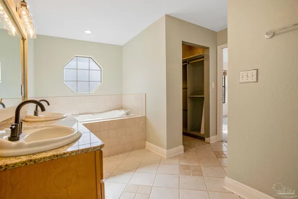 $470,000 | 1002 Daffin Road, Molino, FL 32577