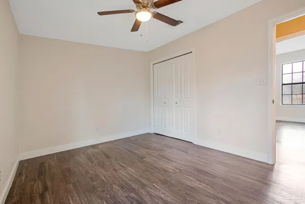 $470,000 | 1002 Daffin Road, Molino, FL 32577