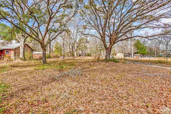 $470,000 | 1002 Daffin Road, Molino, FL 32577