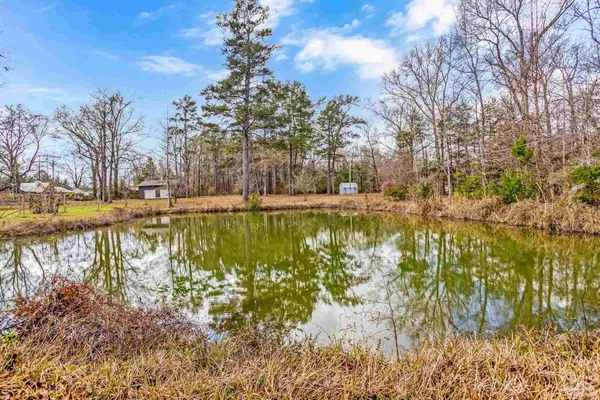 $470,000 | 1002 Daffin Road, Molino, FL 32577