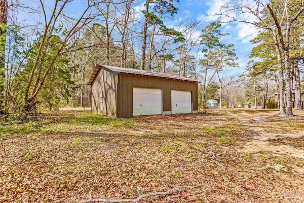 $470,000 | 1002 Daffin Road, Molino, FL 32577