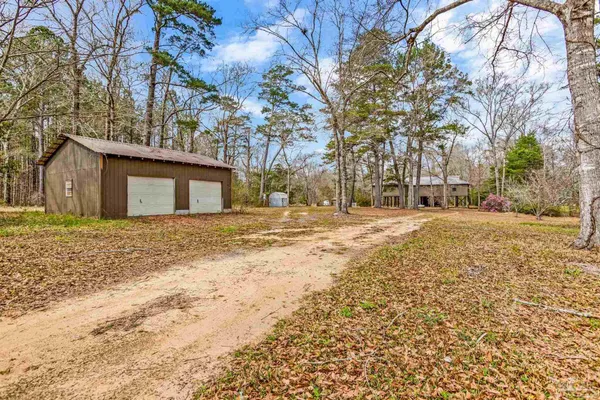 $470,000 | 1002 Daffin Road, Molino, FL 32577