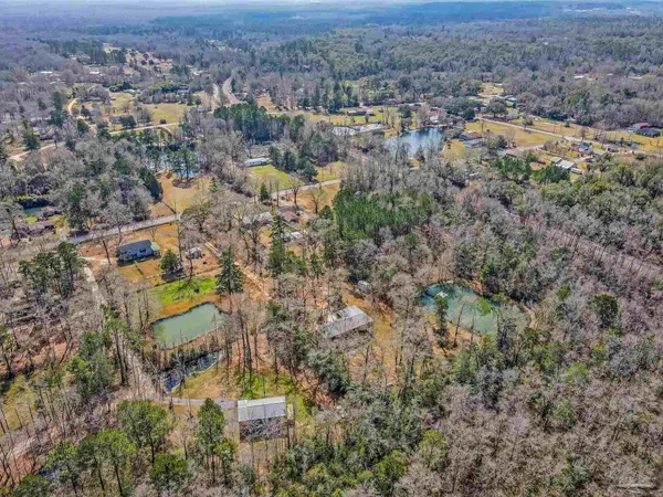 $470,000 | 1002 Daffin Road, Molino, FL 32577