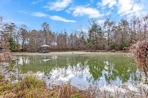 $470,000 | 1002 Daffin Road, Molino, FL 32577