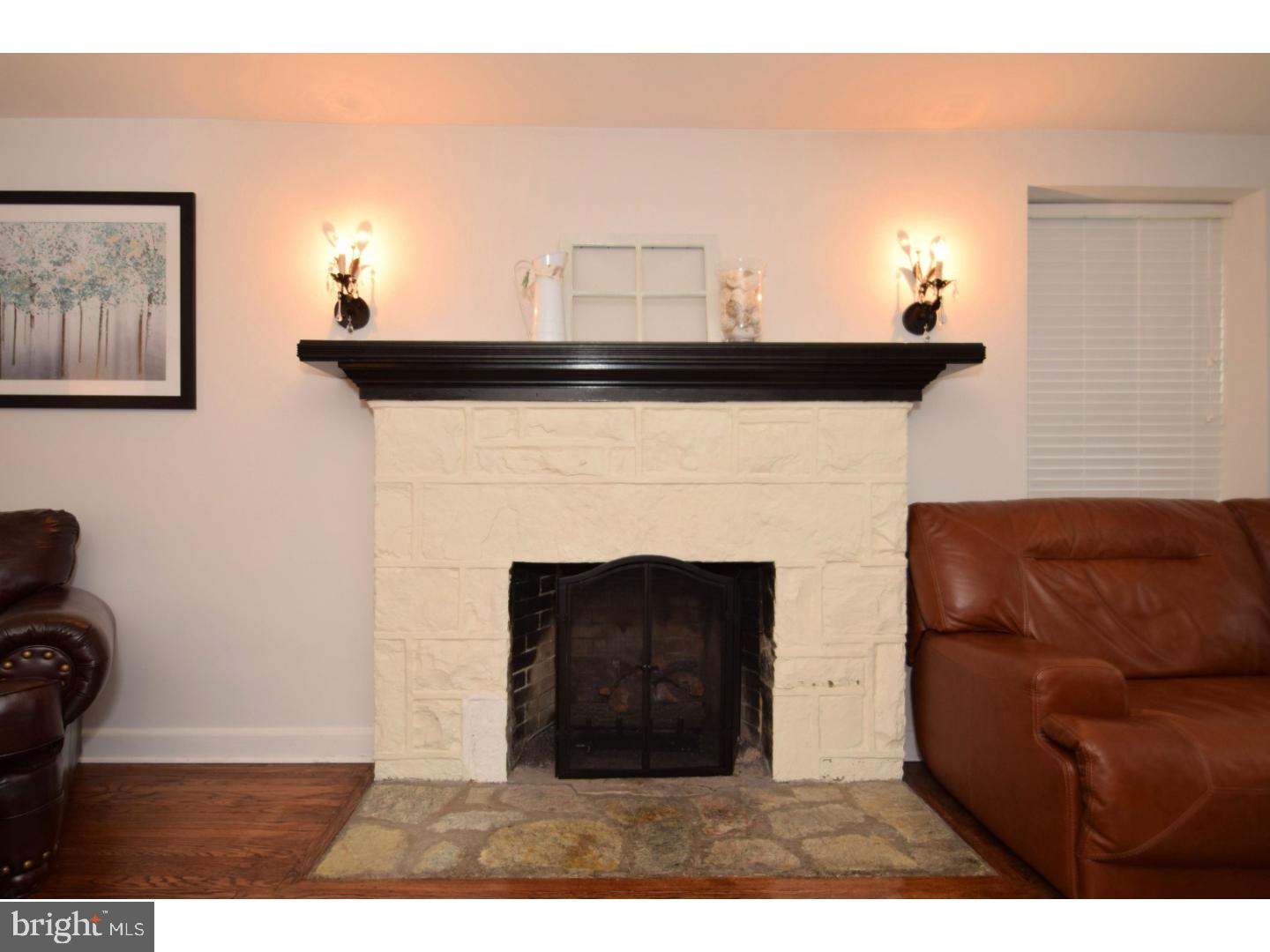 327 Montier Road Glenside, PA 19038 - Photo 7 of 24 Fireplace