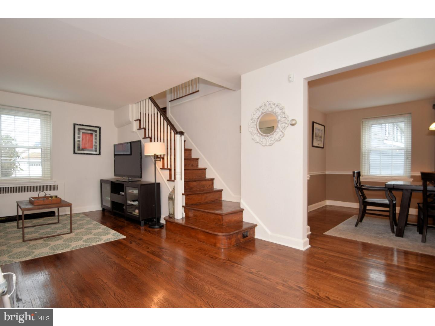 327 Montier Road Glenside, PA 19038 - Photo 8 of 24 Living Room