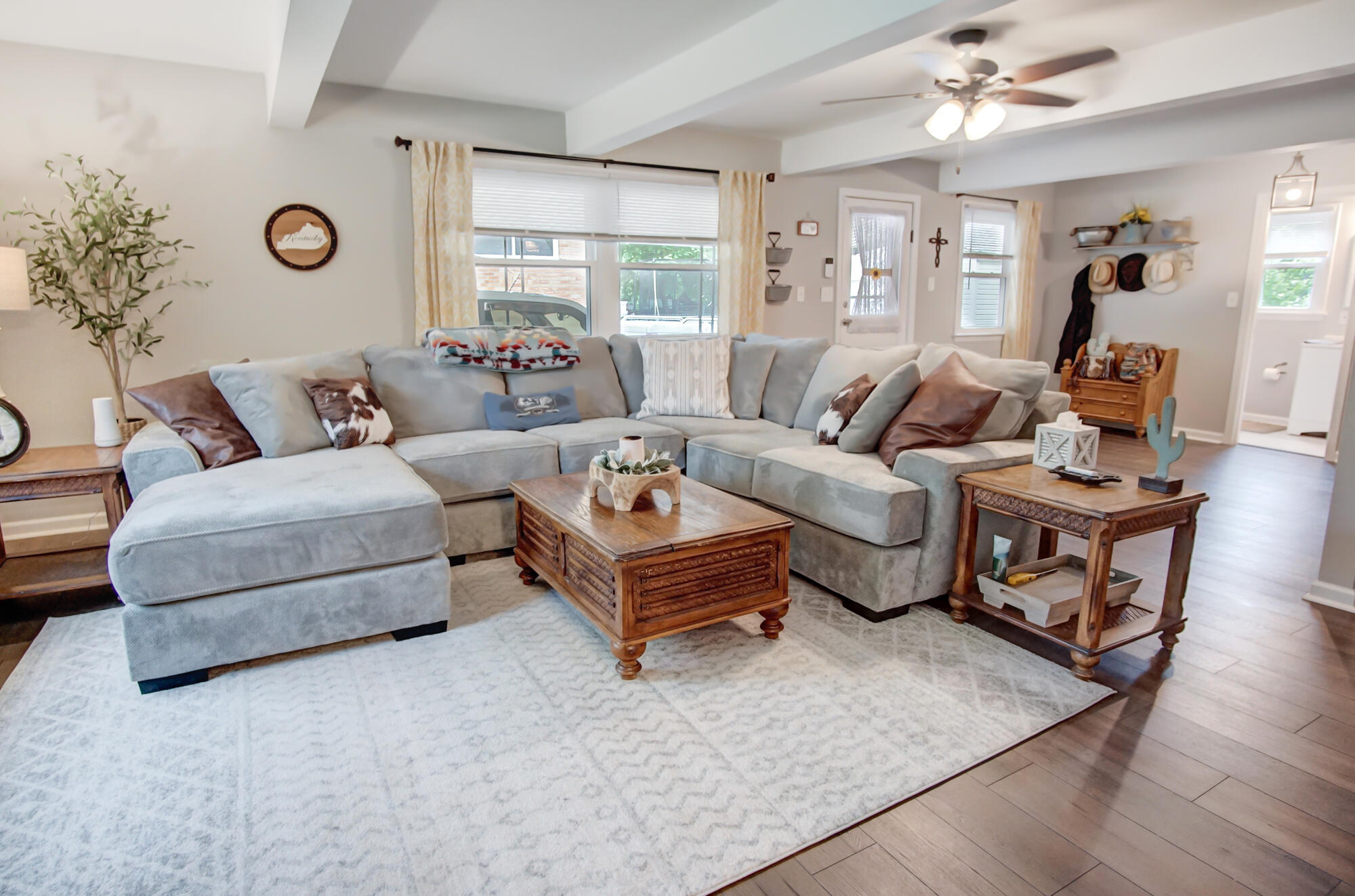 1043 Orchid Road Florence, KY 41042 - Photo 2 of 32 Gallery Image 2