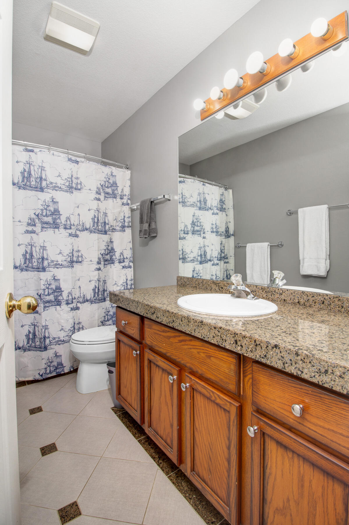 2670 Woodside Boulevard Hailey, ID 83333 - Photo 8 of 17 _MG_5302_3_4_5_6