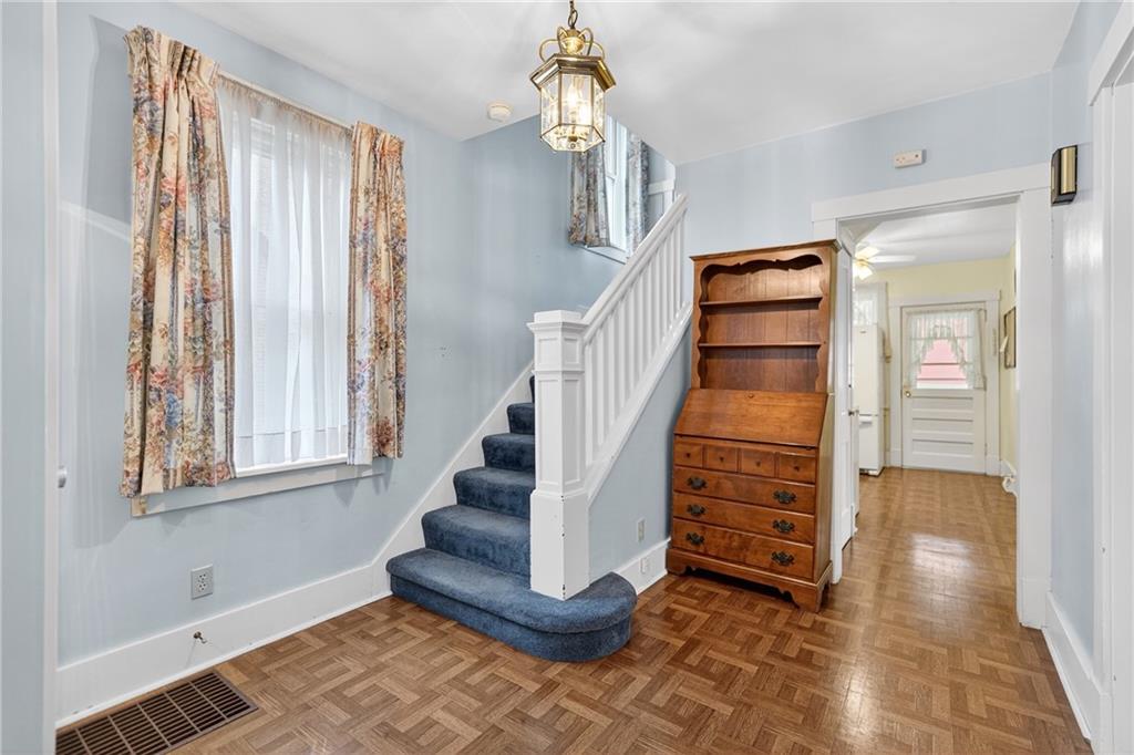 1900 Noblestown Road Pittsburgh, PA 15205 - Photo 5 of 29 Gallery Image 5