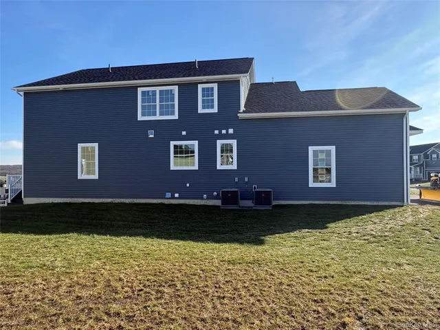 $820,000 | 34 Dartmouth Drive, Poughkeepsie, NY 12603