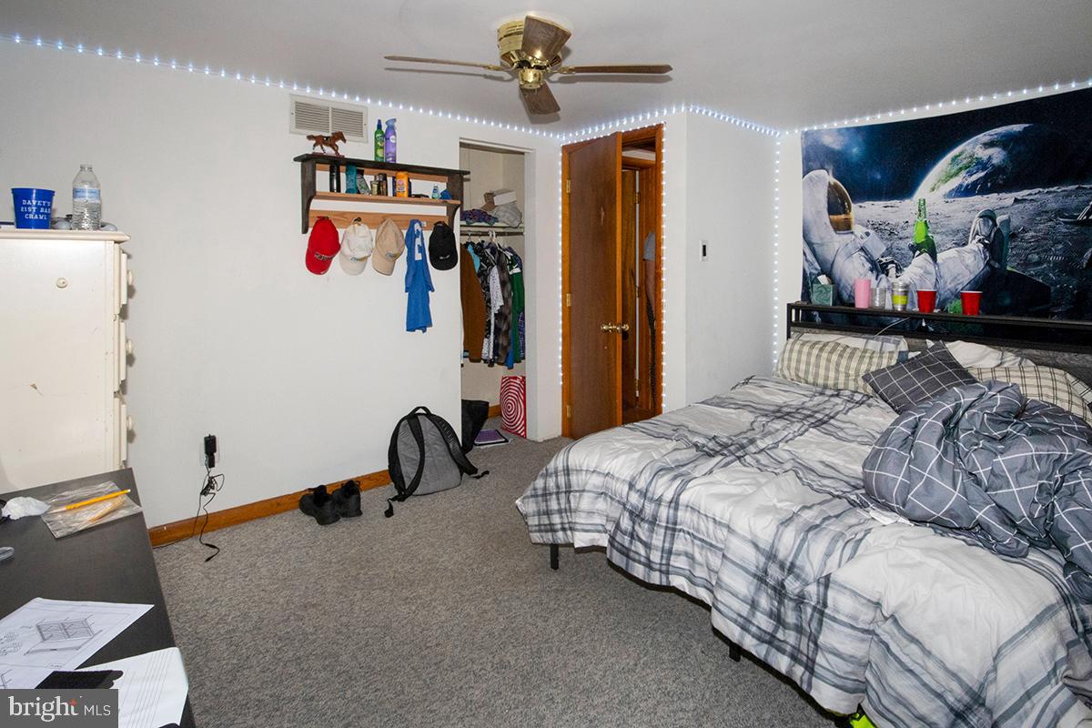 8 Franklin Road Glassboro, NJ 08028 - Photo 33 of 40 a bedroom with bed and furniture