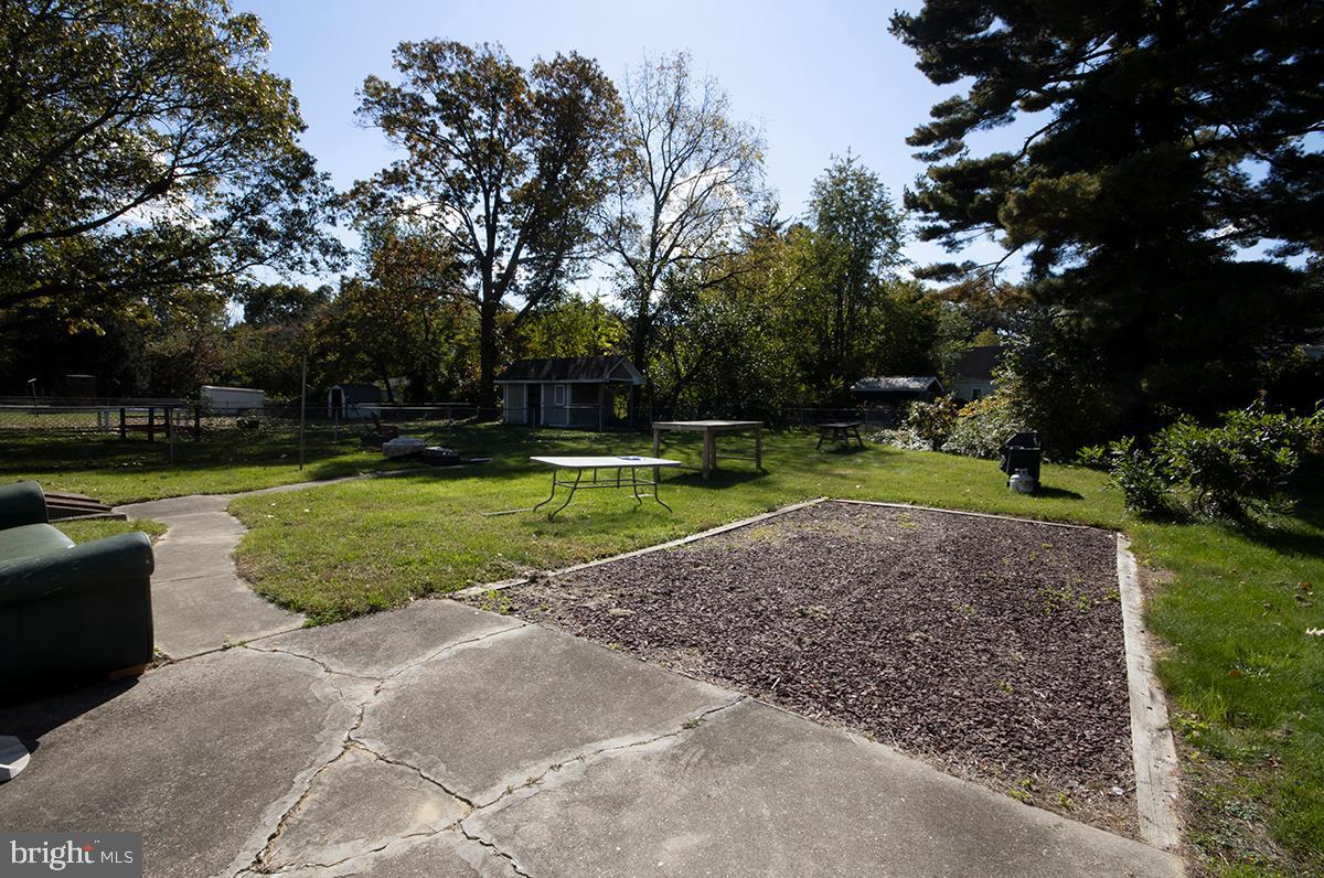 8 Franklin Road Glassboro, NJ 08028 - Photo 39 of 40 a view of a park with large trees