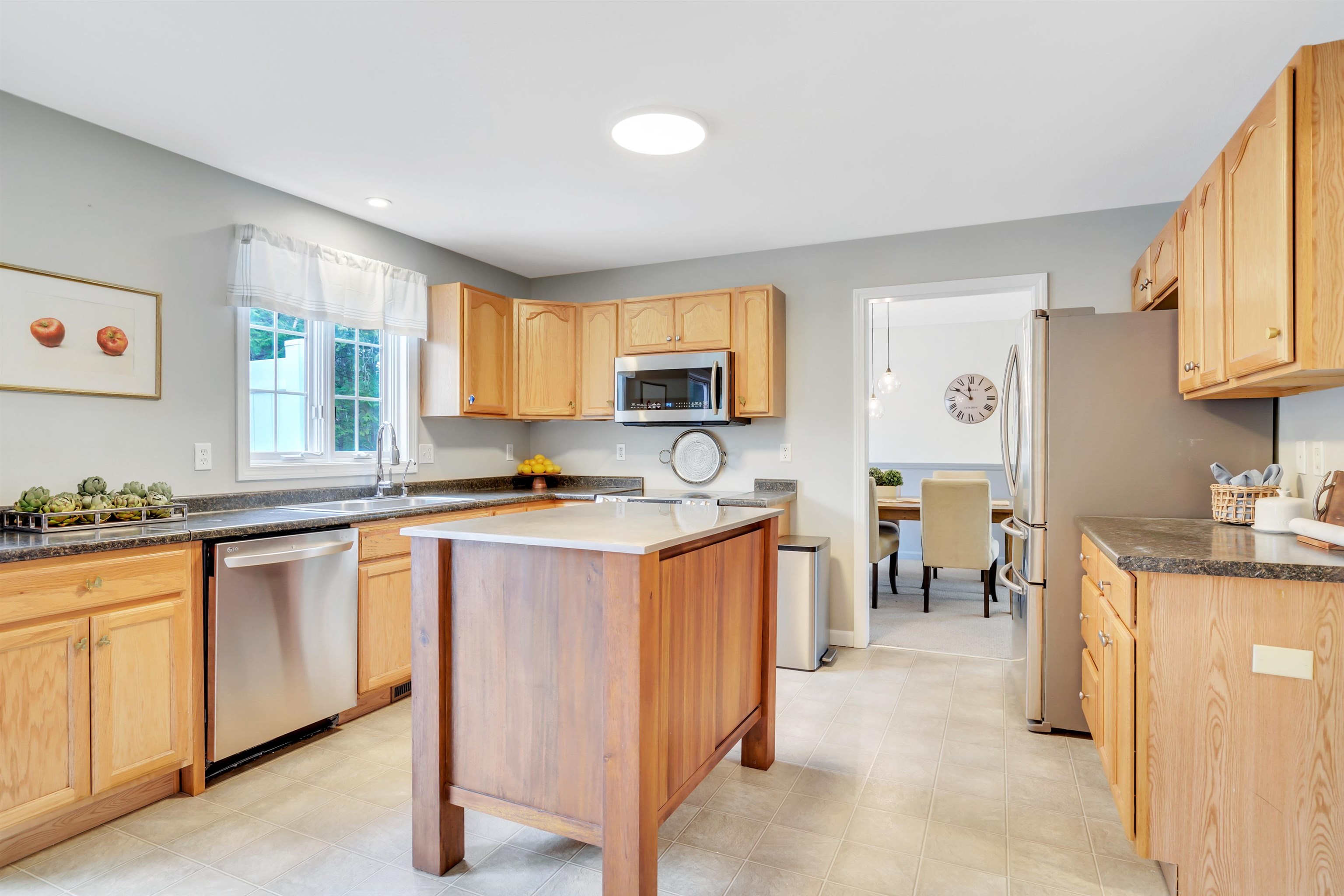 41 Rice Lane Bedford, NH 03110 - Photo 7 of 27
