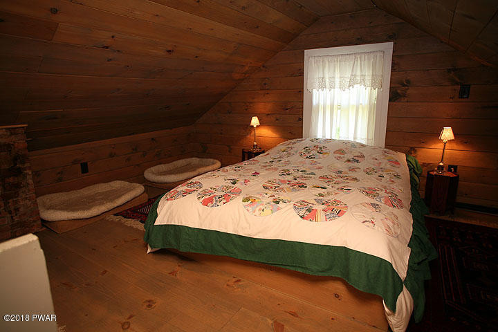 2573 River Road Damascus, PA 18415 - Photo 15 of 25 Upstairs master BR