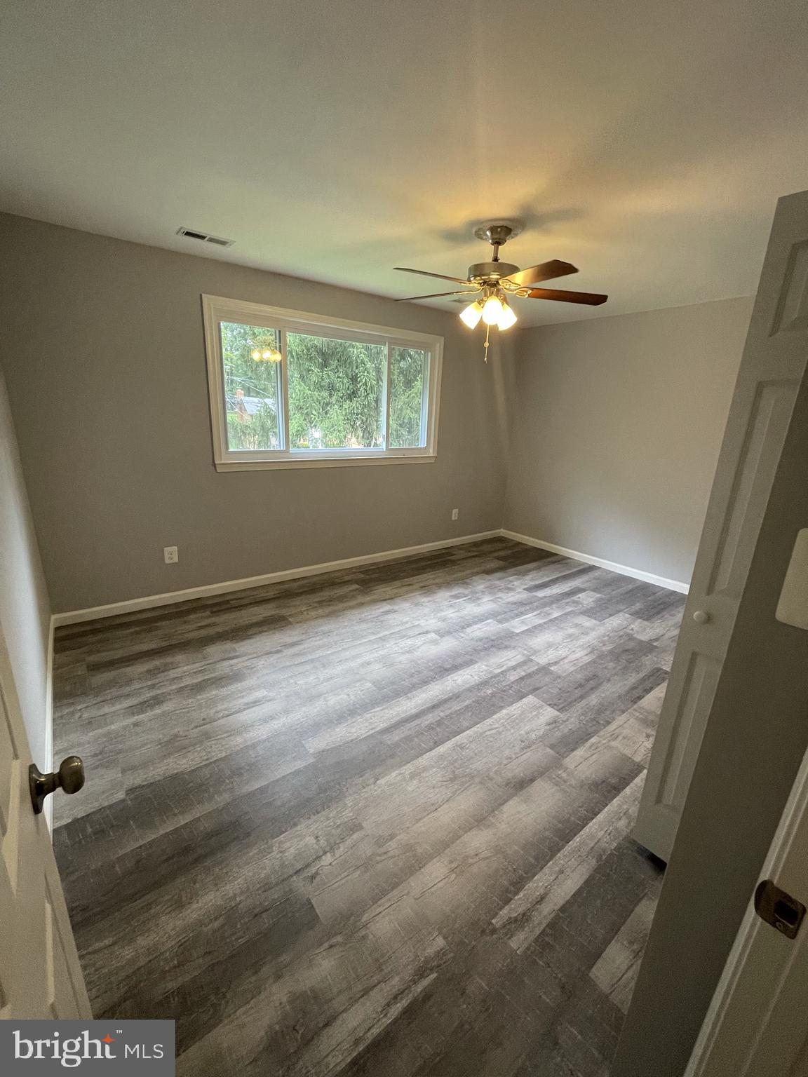 8807 Victoria Road Springfield, VA 22151 - Photo 19 of 90
