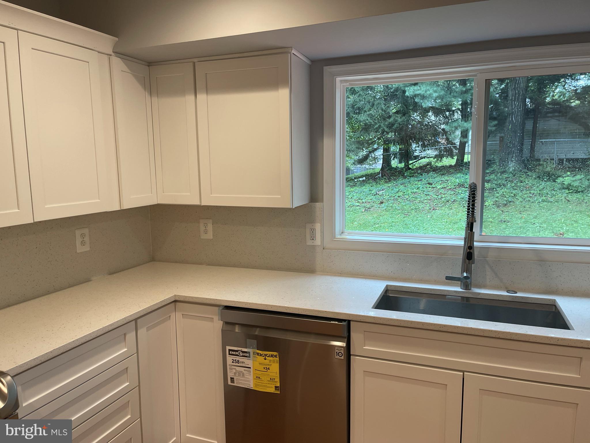 8807 Victoria Road Springfield, VA 22151 - Photo 43 of 90