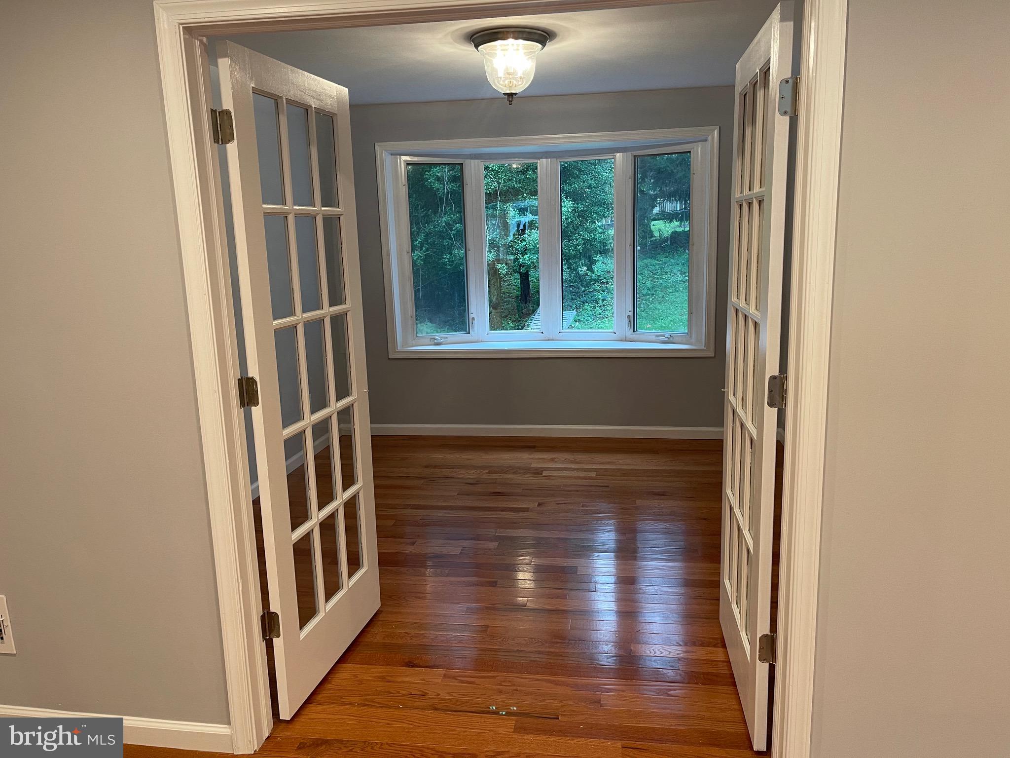 8807 Victoria Road Springfield, VA 22151 - Photo 75 of 90