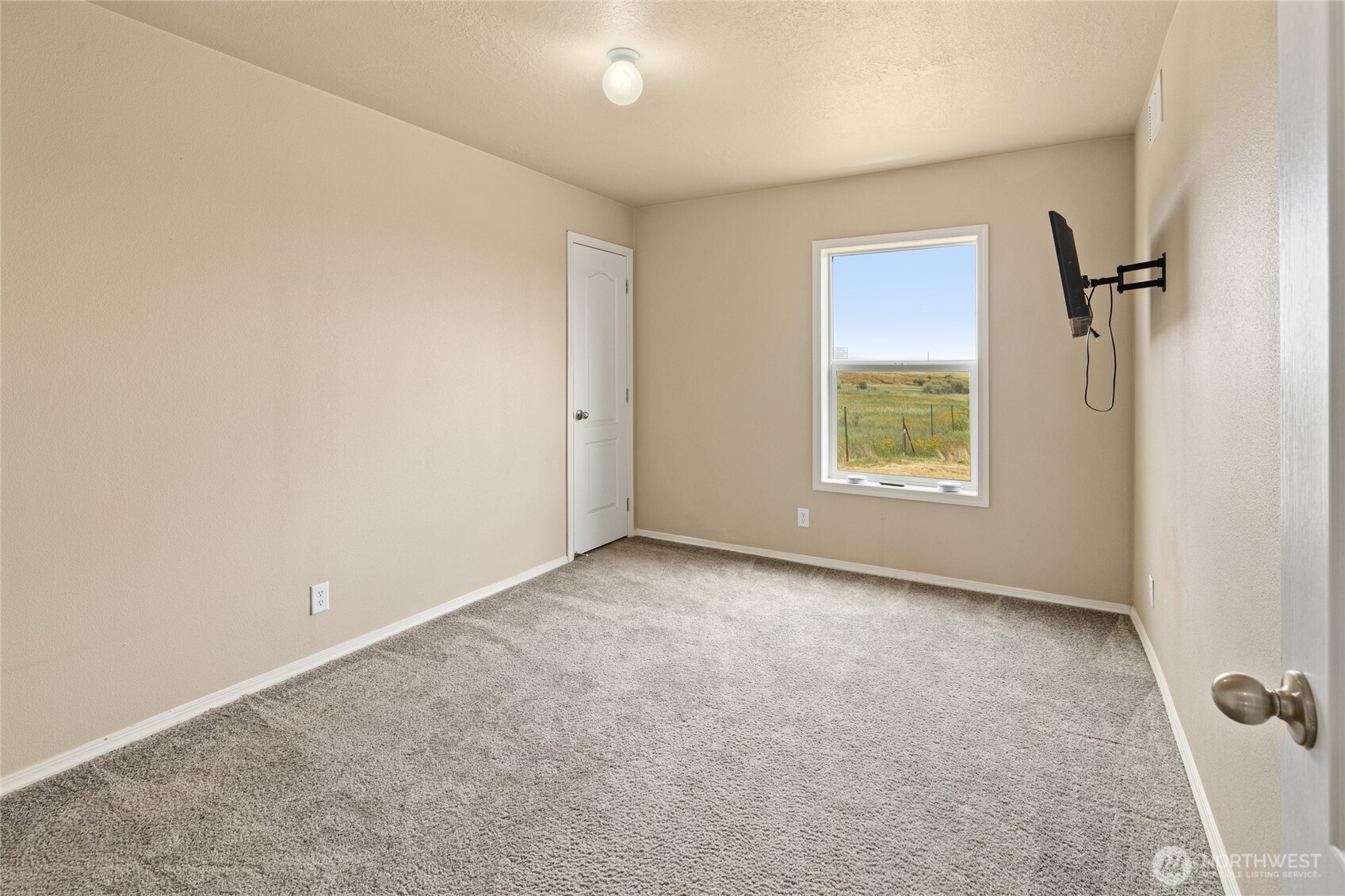 261 Flying Rock Road Ellensburg, WA 98926 - Photo 18 of 32