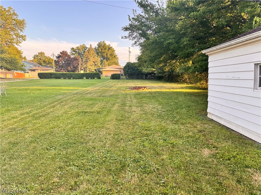 2907 Snow Road Parma, OH 44134 - Photo 16 of 17