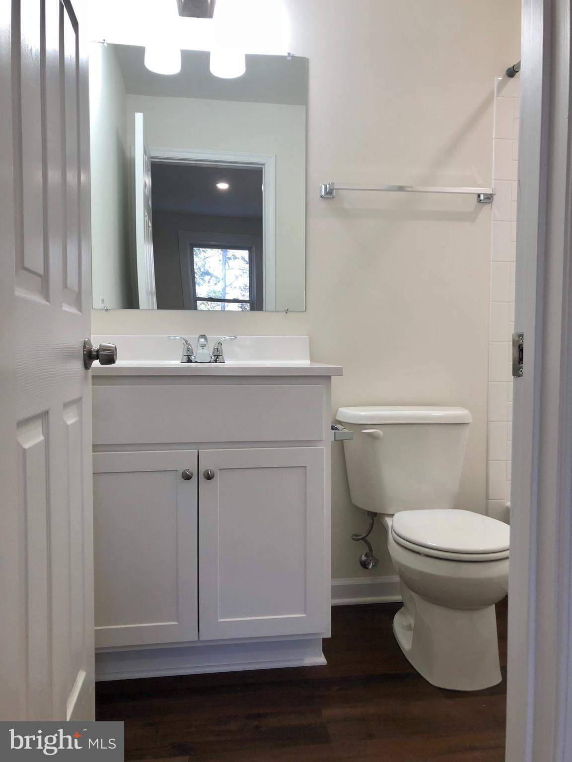 3627 Kemptown Church Road Monrovia, MD 21770 - Photo 8 of 18 CRISP AND CLEAN - VANITIES/TOPS, FIXTURES