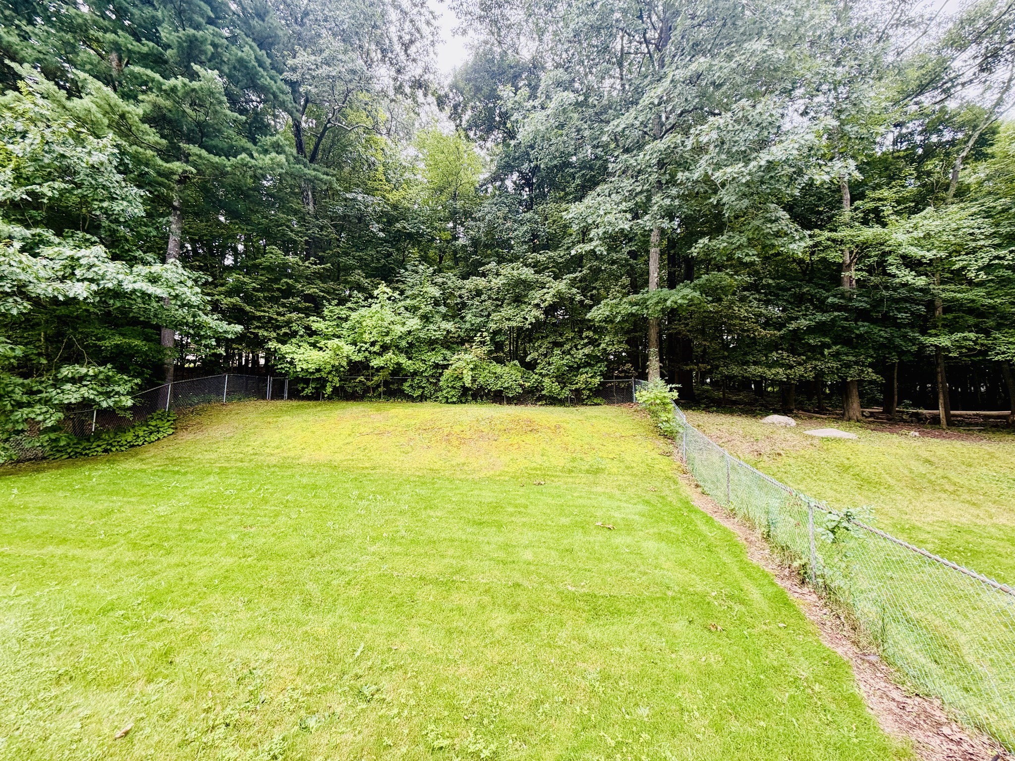 433 Gifford Street Springfield, MA 01118 - Photo 21 of 21 Gallery Image 21