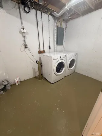 $274,900 | 2332 Hickory Street, St. Louis, MO 63104