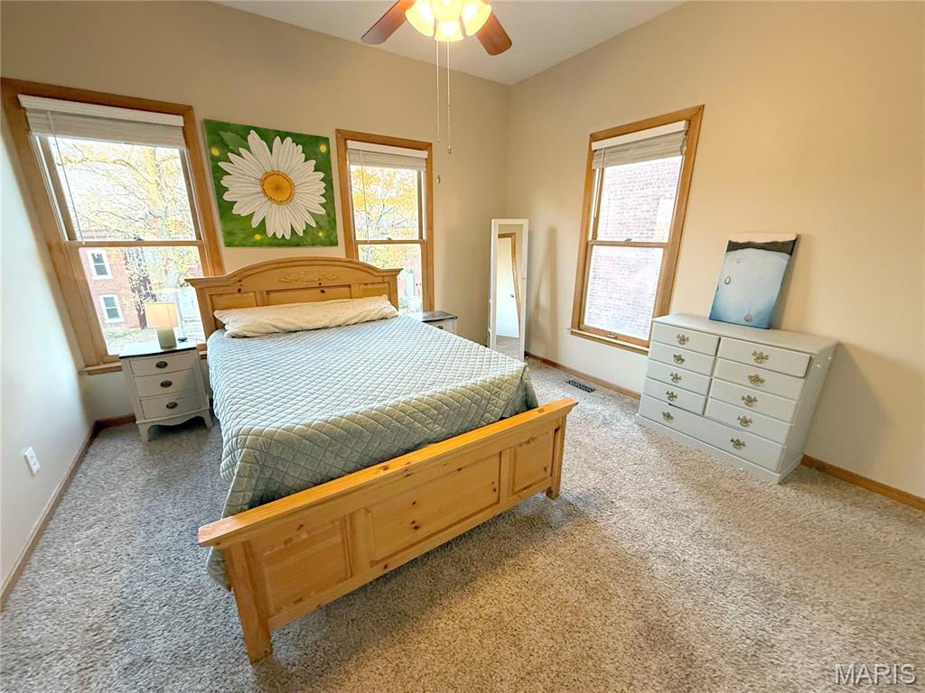 2332 Hickory Street St. Louis, MO 63104 - Photo 8 of 17